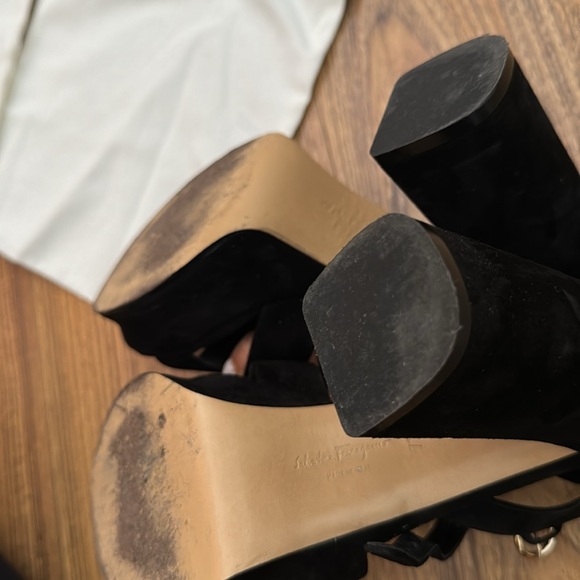 Ferragamo Sonya Platform Sandals - Picture 17 of 17